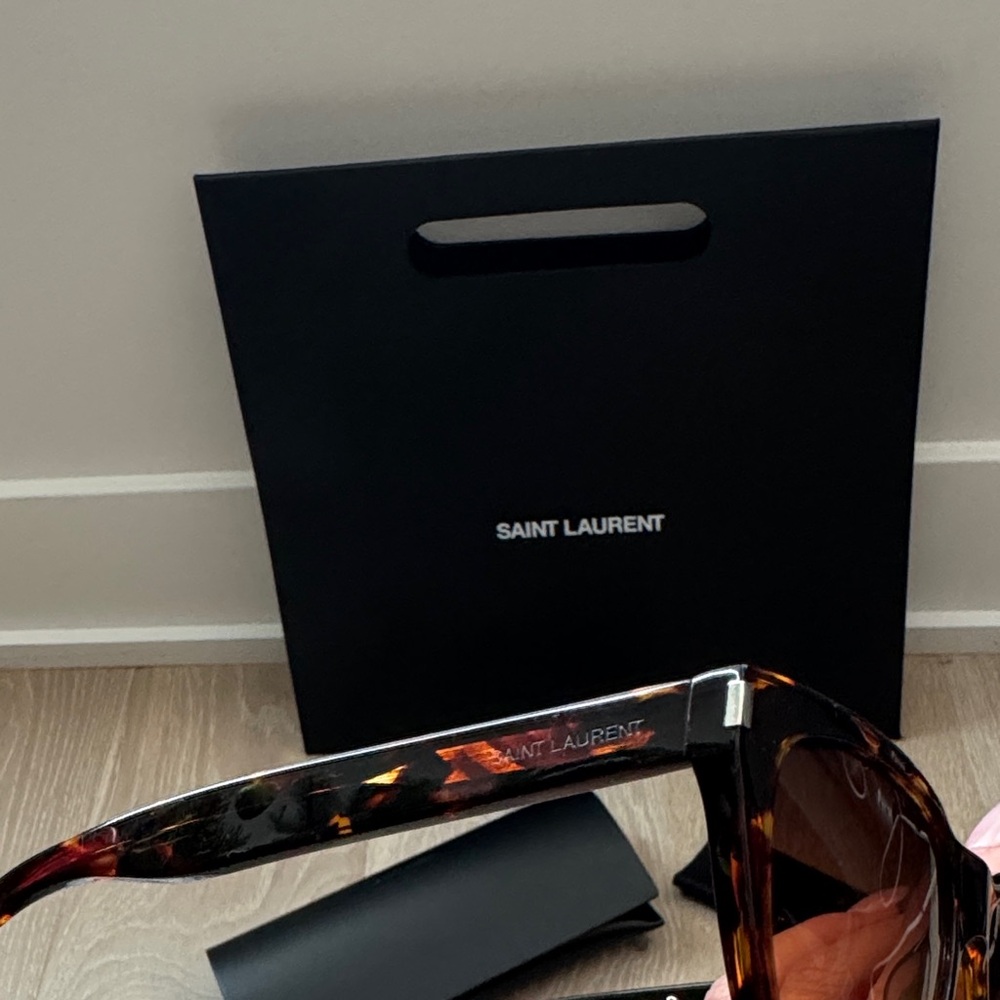Saint Laurent Tortoise Shell Sunglasses - Picture 5 of 8